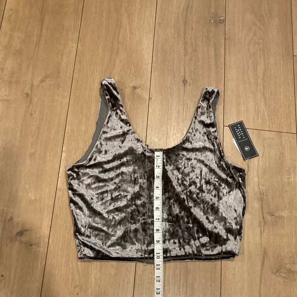 Cropped tank top size L - Picture 4 of 12